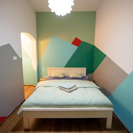 Hostel Cornel 蒂米什瓦拉 外观 照片