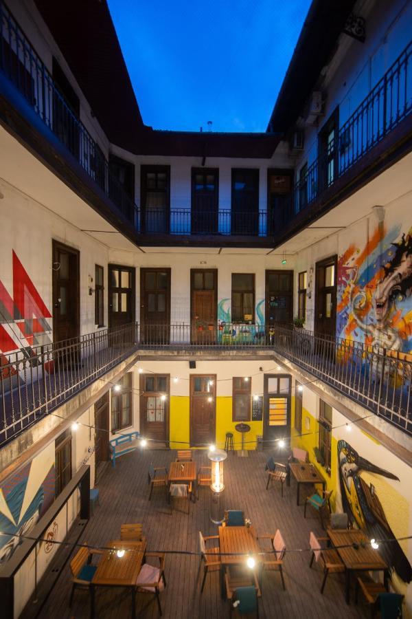 Hostel Cornel 蒂米什瓦拉 外观 照片