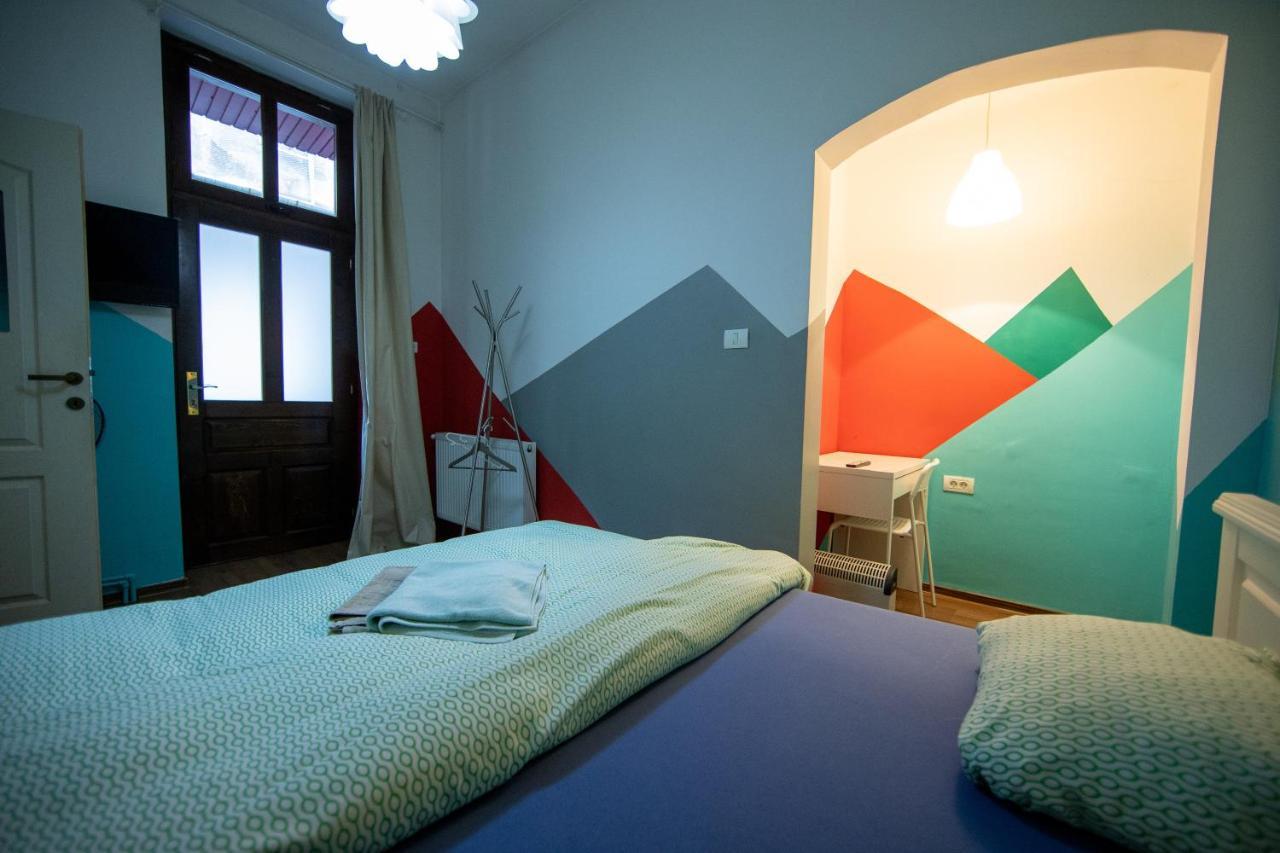 Hostel Cornel 蒂米什瓦拉 外观 照片