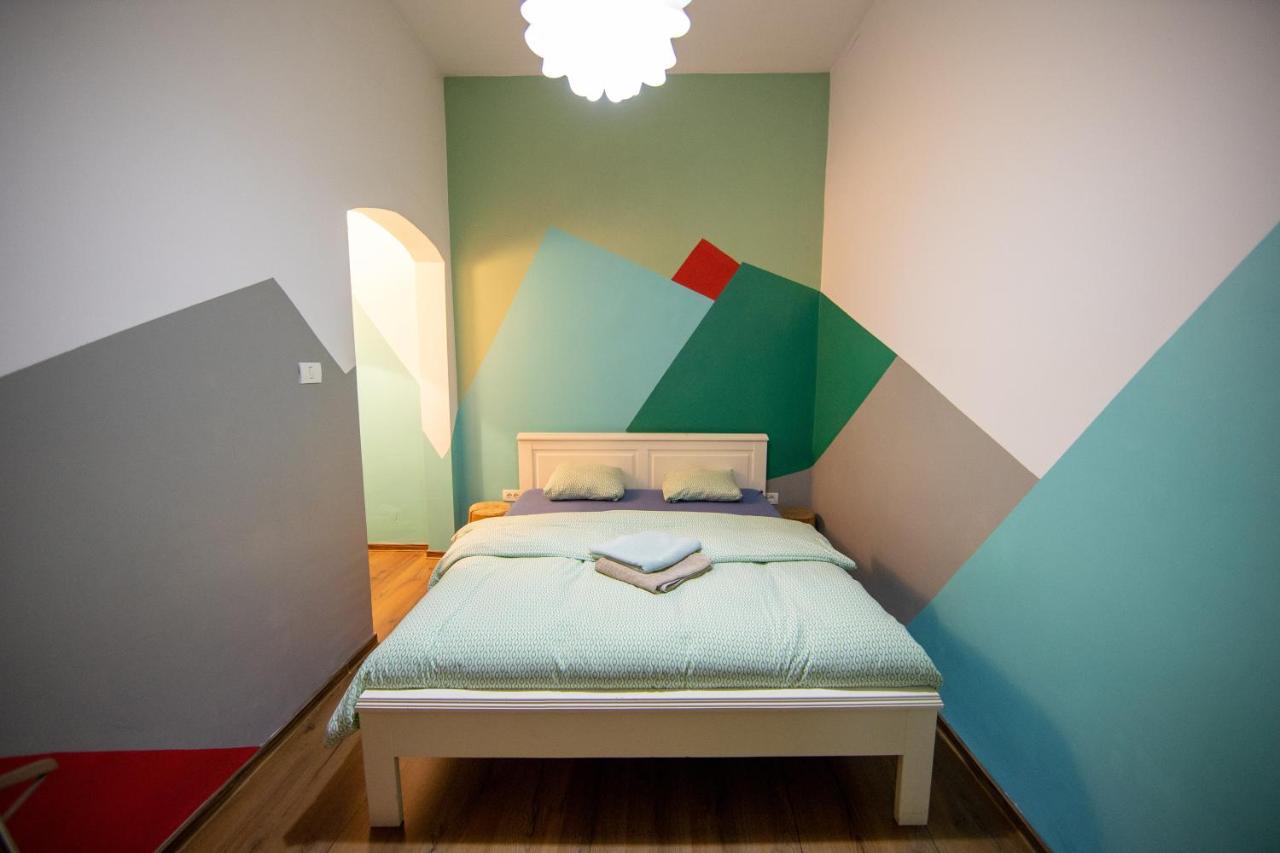 Hostel Cornel 蒂米什瓦拉 外观 照片