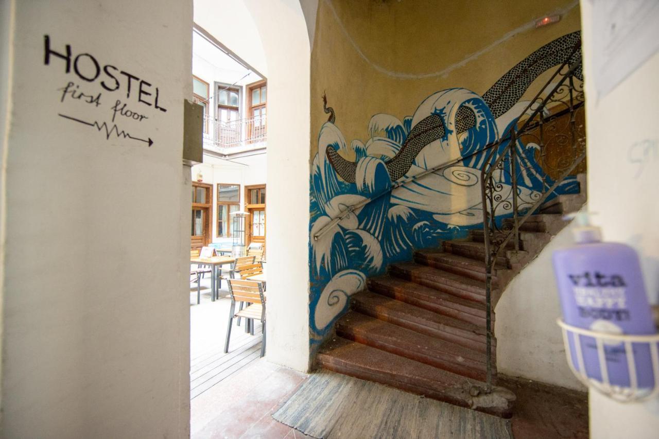 Hostel Cornel 蒂米什瓦拉 外观 照片