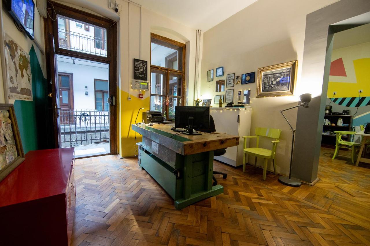 Hostel Cornel 蒂米什瓦拉 外观 照片