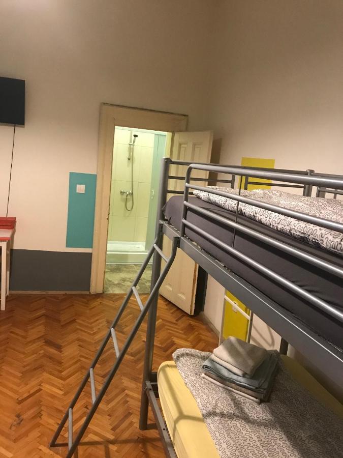 Hostel Cornel 蒂米什瓦拉 外观 照片