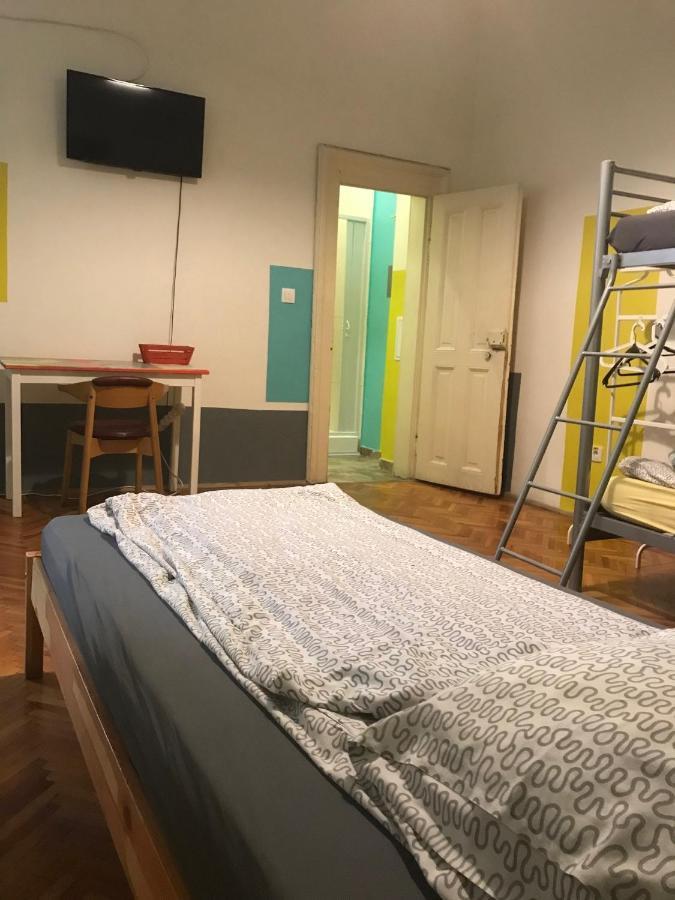 Hostel Cornel 蒂米什瓦拉 外观 照片
